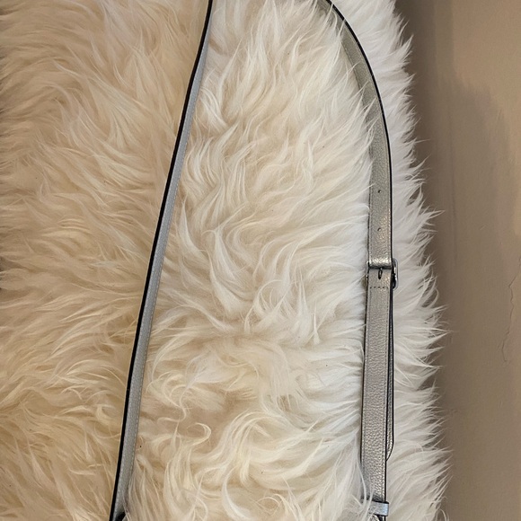 Coach Chaise Silver Crossbody NWOT. - Picture 6 of 11